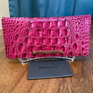 Brahmin EUC Ady - Pomegranate- Fuchsia Croc-Embossed Wallet - BACK EYE